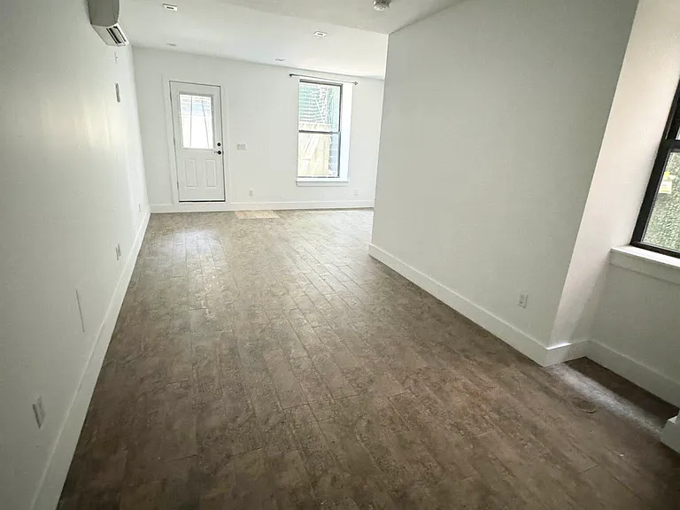 3415 9th St #1 — Photo 2