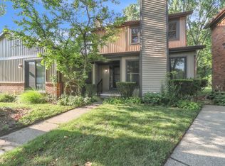 12426 Woodgate Dr, Plymouth, MI 48170