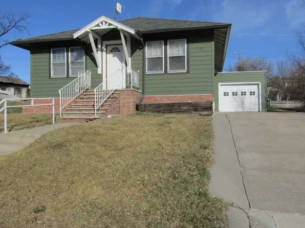 449 N Main St, Hay Springs, NE 69347