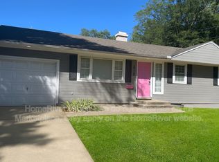 8718 E 114th St, Kansas City, MO 64134