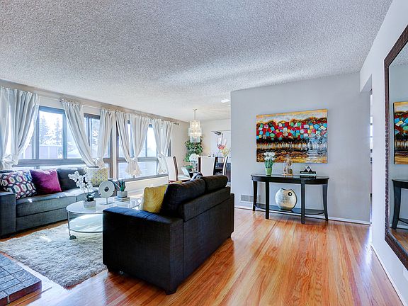 5th image of 383 Imperial Dr