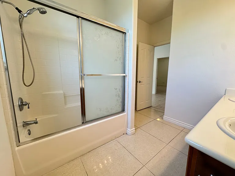 3055 Costa Miole Dr — Photo 34