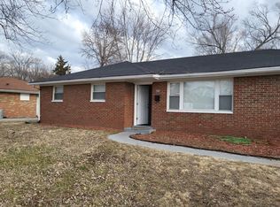 809 Joliet Dr, Cahokia, IL 62206