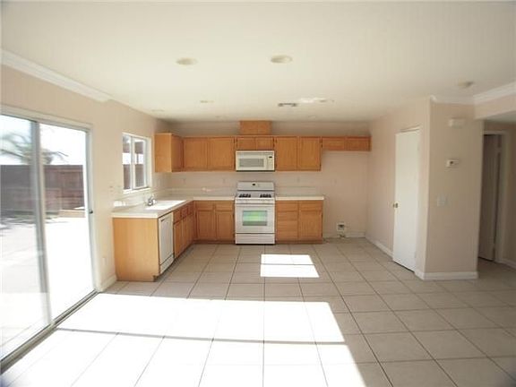 3rd image of 4885 Lemat Pl