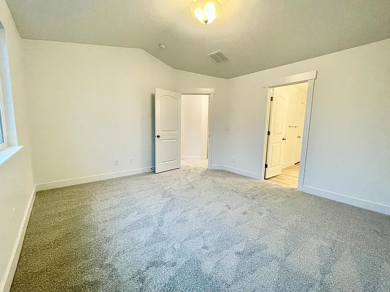 13529 S Langdon Dr W — Photo 10