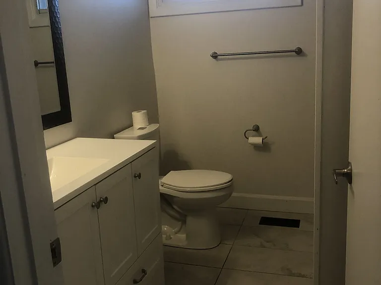 38 Loyalist Dr #UPPER — Photo 8