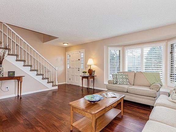 4th image of 7622 S Cove Cir