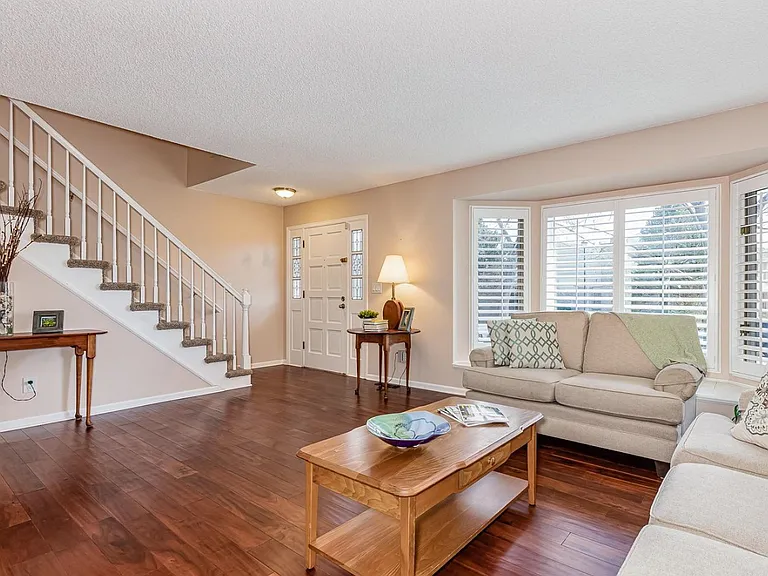 7622 S Cove Cir — Photo 4