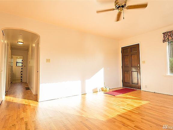 5th image of 5025 300th St NW