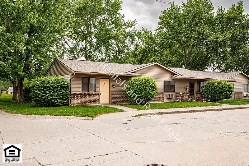 1st image of 101 Autumn Hills Dr