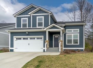 52 Leyland Cir, Hendersonville, NC 28792