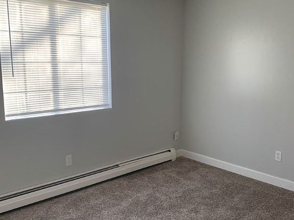 4th image of 248 Carnegie Ave