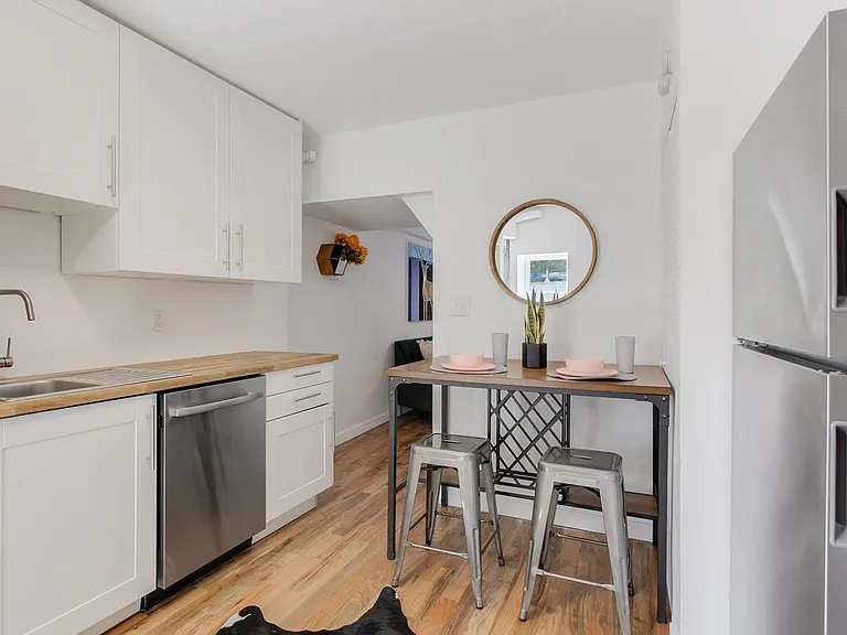 3555 N Williams St — Photo 2