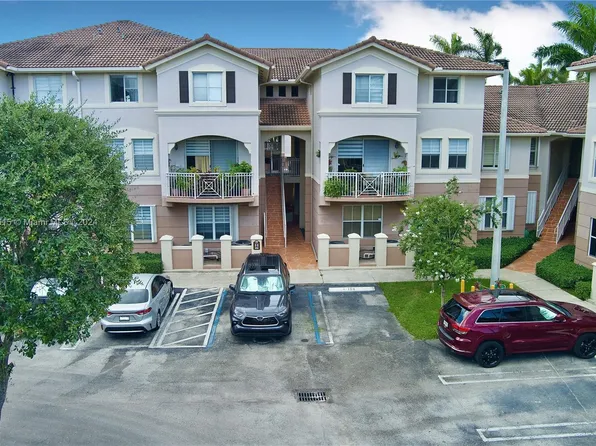 8980 W Flagler St APT 103, Miami, FL 33174