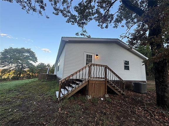 4th image of 3290 Alpine Meadows Rd