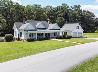 561 Brock Rd, Carrollton, GA 30117