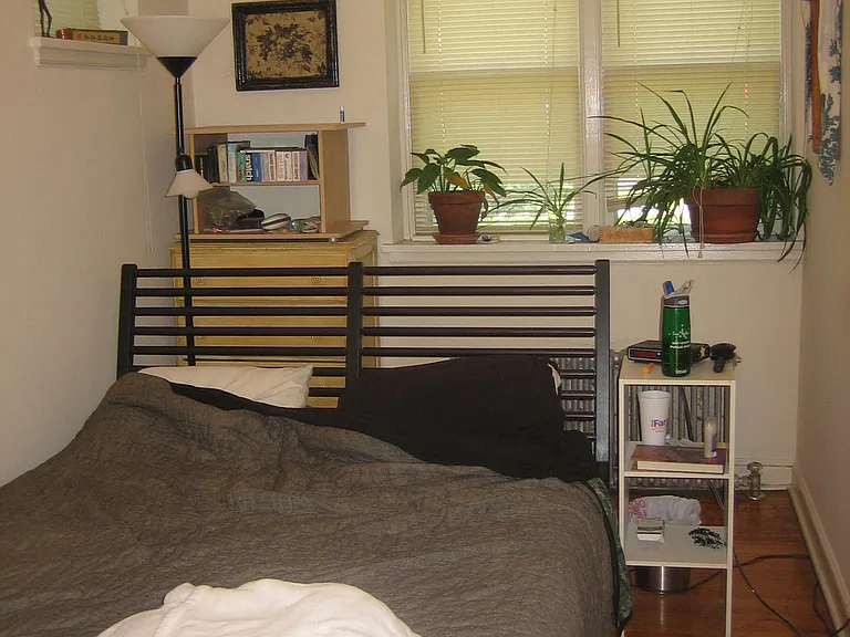 586 Holly Ave — Photo 22