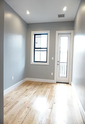 Rented by Lofts and Flats LLC | media 59