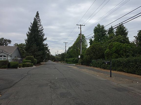 4th image of 5631 Kenneth Ave