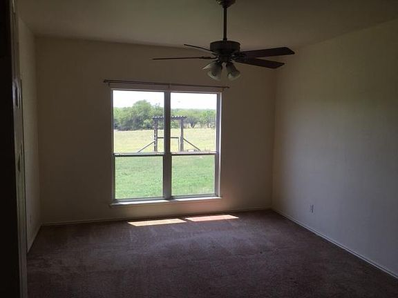 4th image of 18183 Fm 471 S