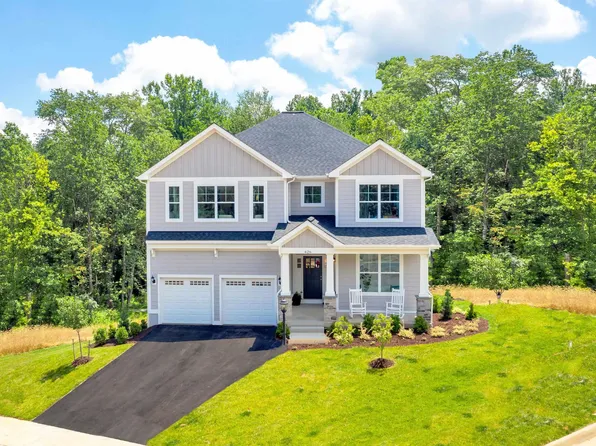 1 Whisperwood Ct, Troy, VA 22974