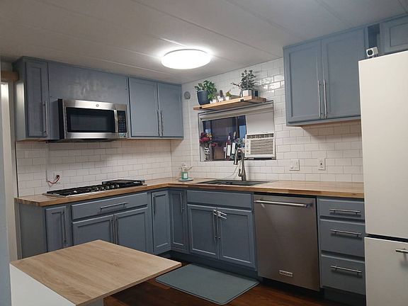 5th image of 732 W Alosta Ave #4