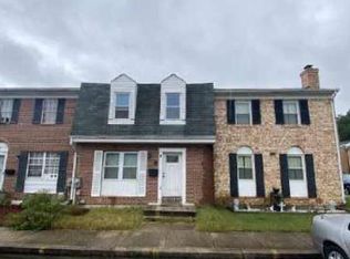 4 Pinyon Ct, Middle River, MD 21220