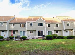 395 Donohue Rd APT 17, Dracut, MA 01826