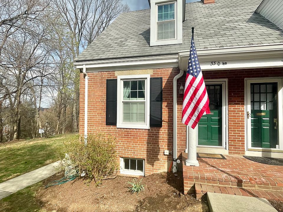 1st image of 3304 S Wakefield St #B