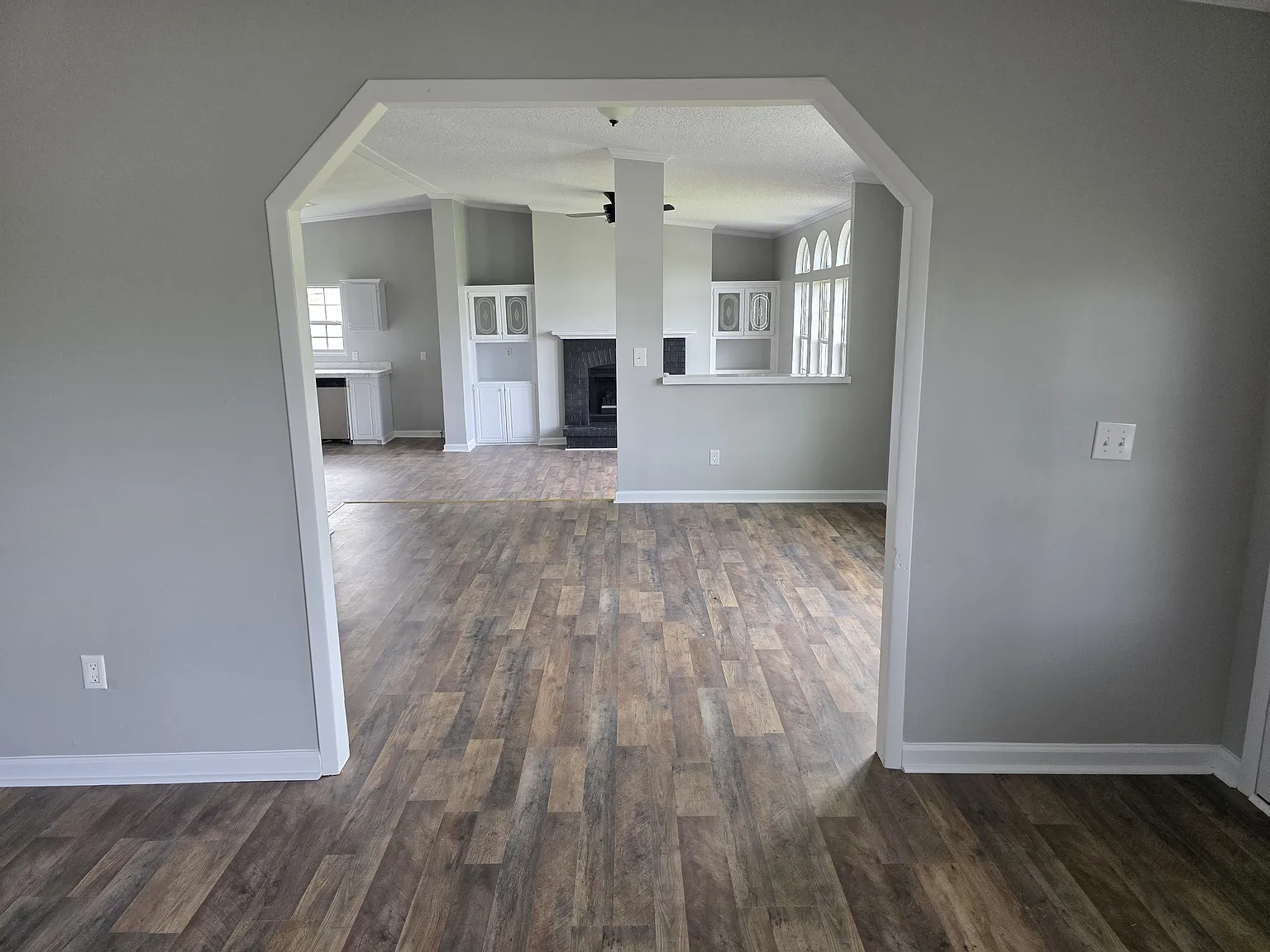 1527 Haymount Rd — Photo 4