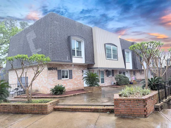 1801 Stoney Brook Dr APT 106, Houston, TX 77063