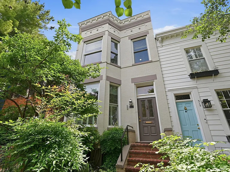 315 5th St NE — Photo 41