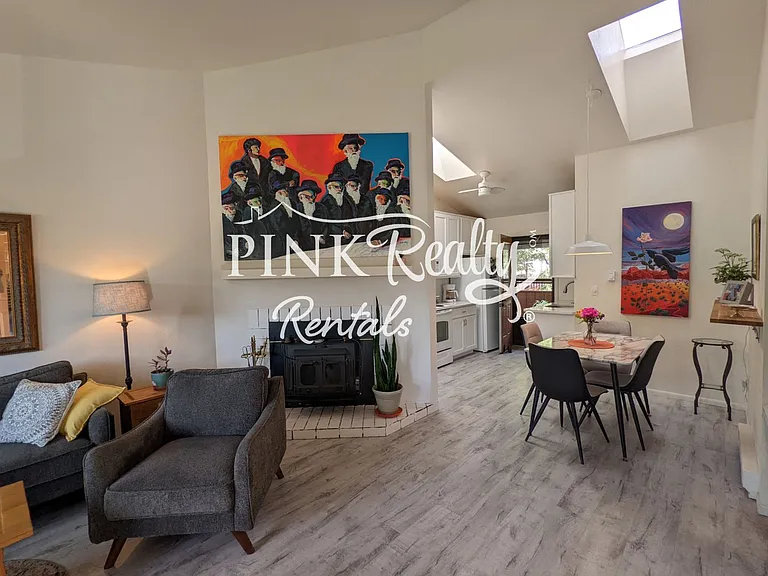 52 El Paso Blvd #1D — Photo 6