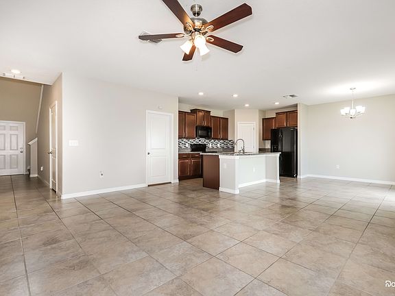 5th image of 13924 Arbor Pines Dr