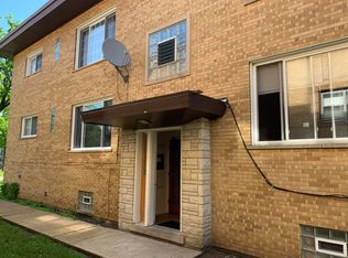4615 Main St APT 2S, Skokie, IL