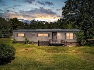 1202 Willow Ln, League City, TX 77573