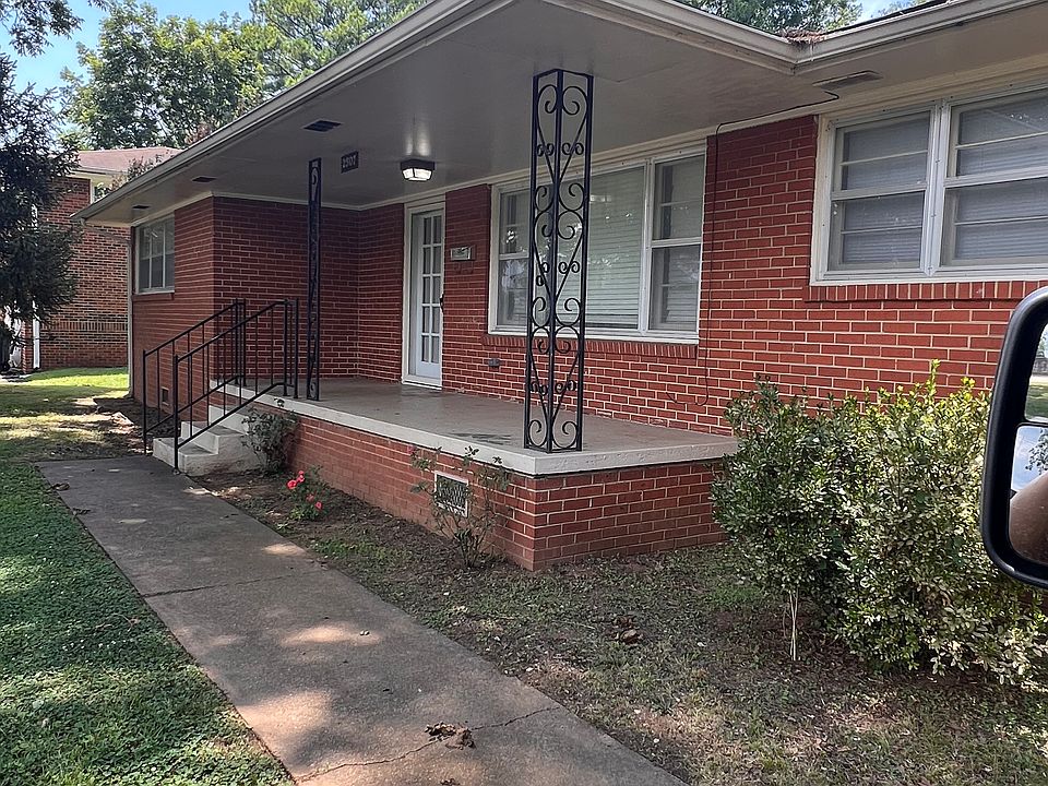 1st image of 2507 Andrew Jackson Way NE