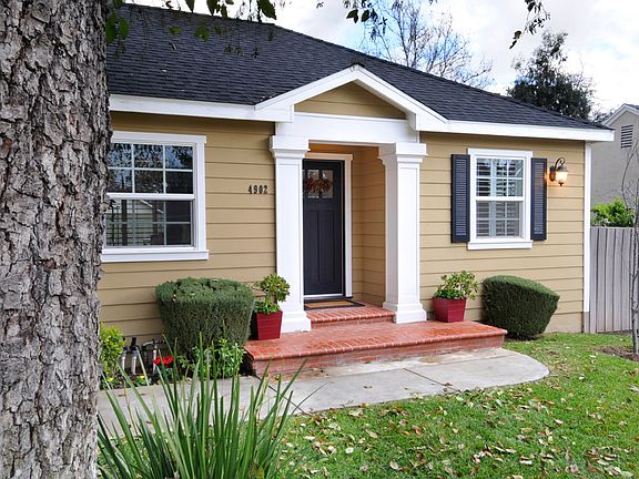 2nd image of 4902 Alminar Ave