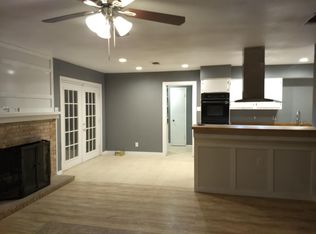 214 Threadneedle Ln, San Antonio, TX 78227
