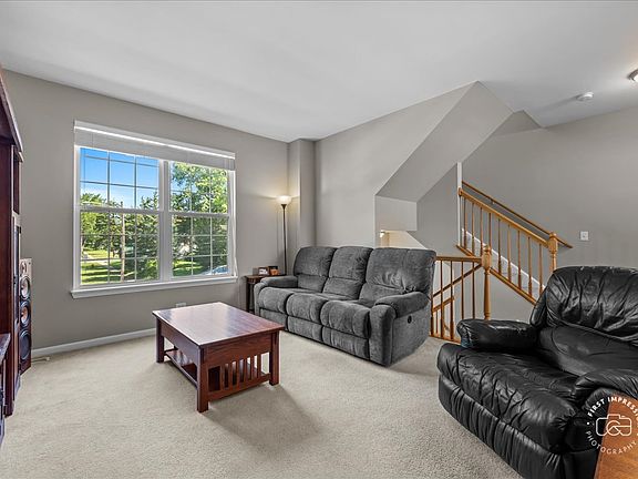 4th image of 1739 Maple Ave #0