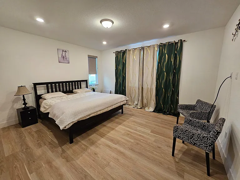 17584 Capricorn Ct — Photo 37