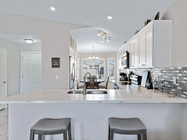 3831 E HAZELTINE Way, Chandler, AZ 85249