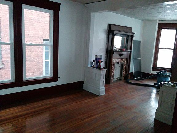 3rd image of 2327 15th St #2
