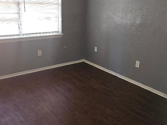 4th image of 7529 Bauman Rd