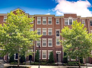 2962 Rittenhouse Cir #9, Fairfax, VA 22031