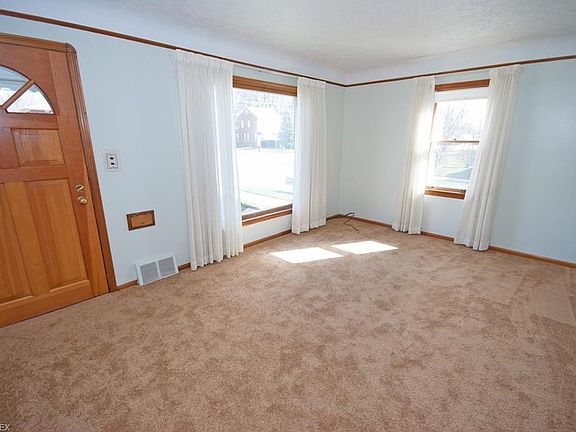2nd image of 17401 Puritas Ave