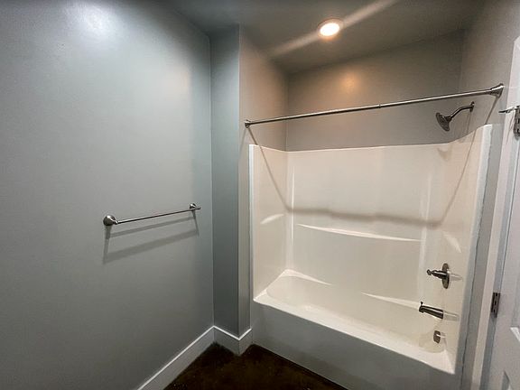 3rd image of 1001 Monticello Ave #10772168
