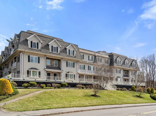 255 Winter St Unit 403, Waltham, MA 02451