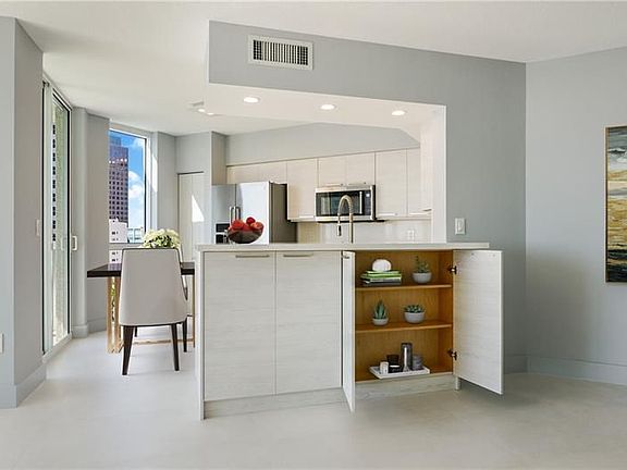 5th image of 347 N New River Dr E APT 1104
