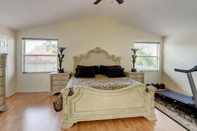 10885 La Salinas Cir #10885 — Photo 21